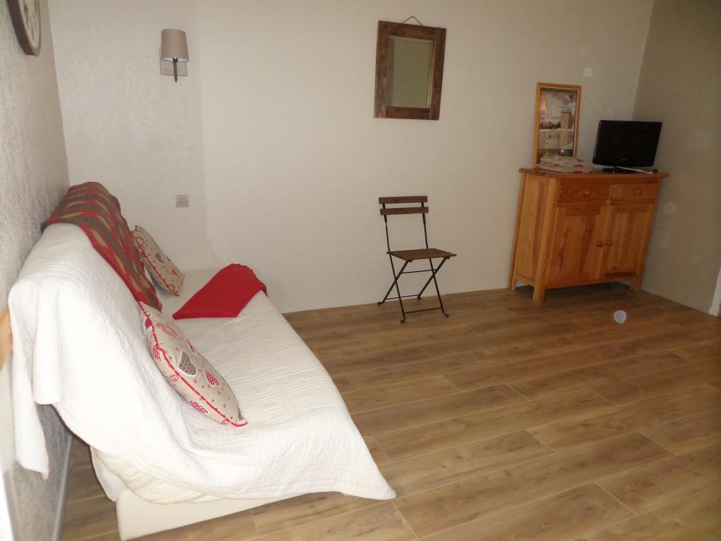Appartements Les Balcons Du Soleil Font-Romeu-Odeillo-Via Room photo
