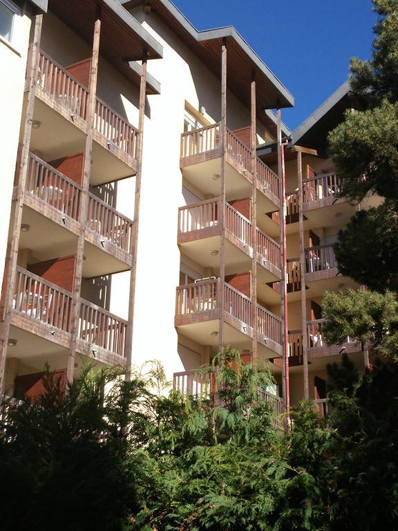 Appartements Les Balcons Du Soleil Font-Romeu-Odeillo-Via Exterior photo