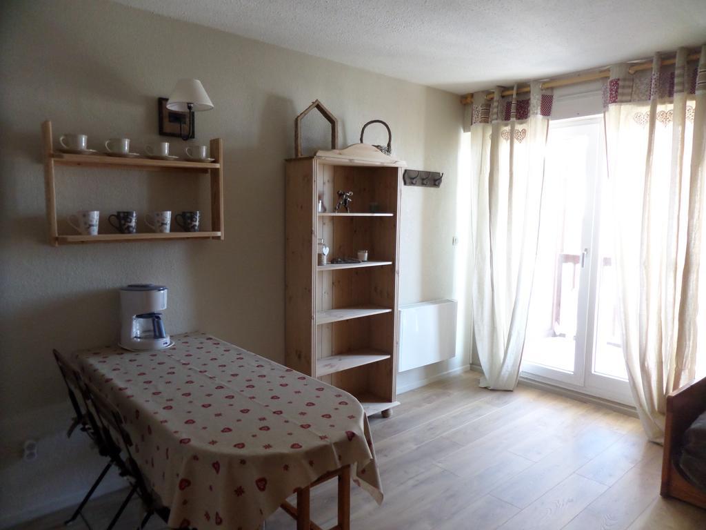 Appartements Les Balcons Du Soleil Font-Romeu-Odeillo-Via Exterior photo